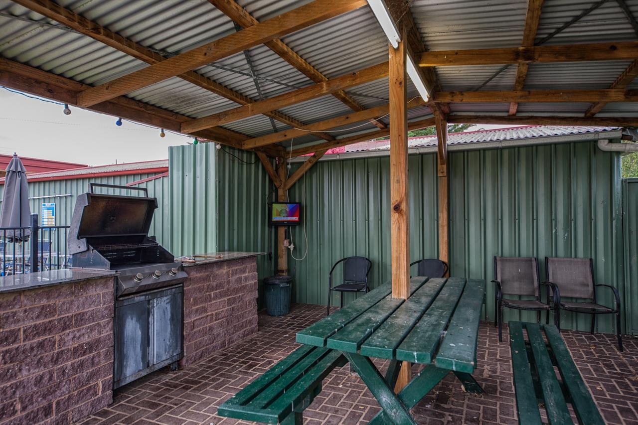 Heywood Motor Inn Exteriér fotografie